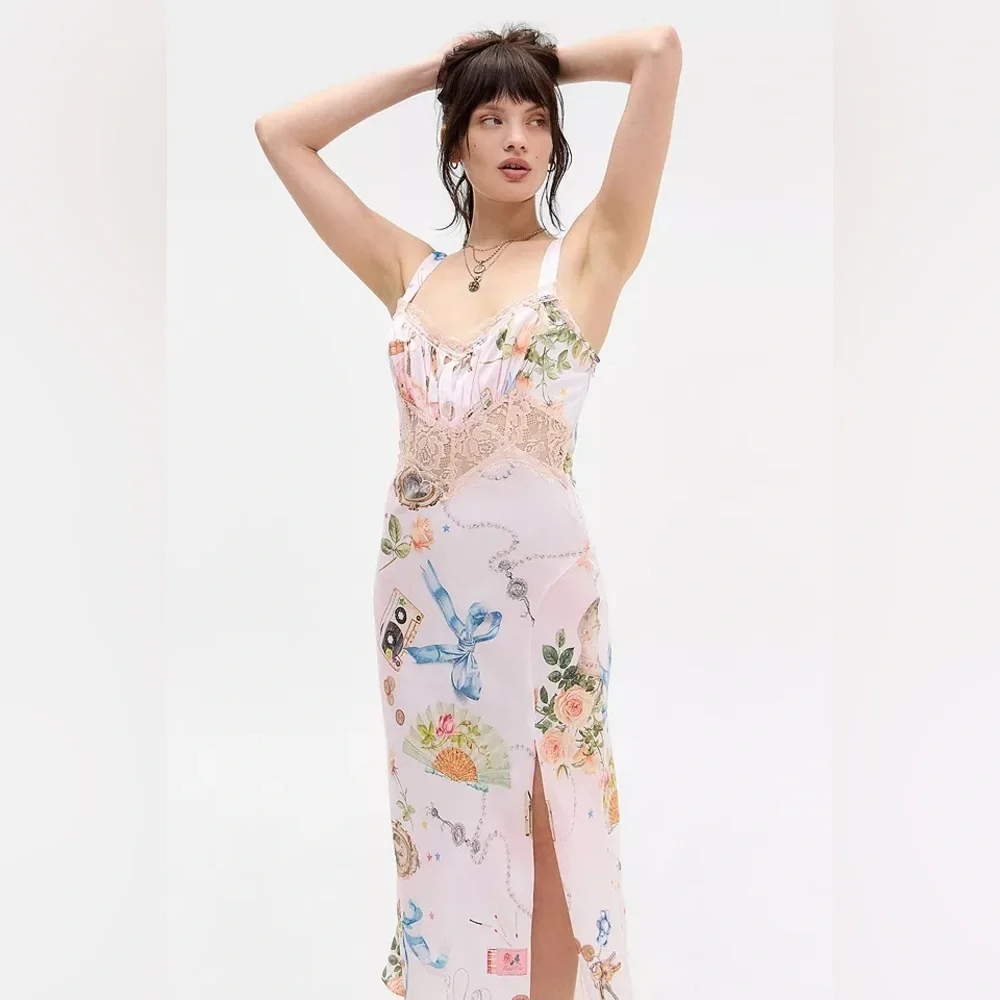 UO Kimchi Blue Liz Lace Trim Satin Slip Midi Dress- Patterned Pink - Picture 5 of 6